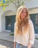 Women Kissing + Exposing Nippl